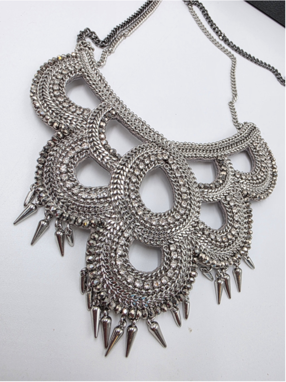 Stella & Dot Tallulah Statement Necklace Silver Tone Crystal Bib Necklace - Picture 4 of 9